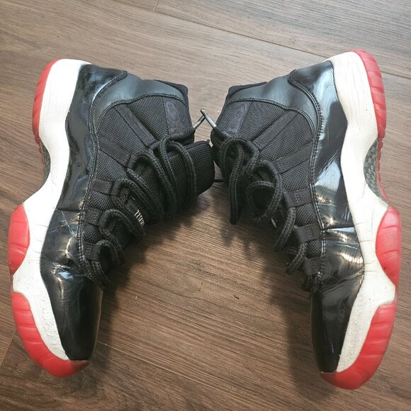 Jordan 11 Bred 2011 version - Picture 2 of 7